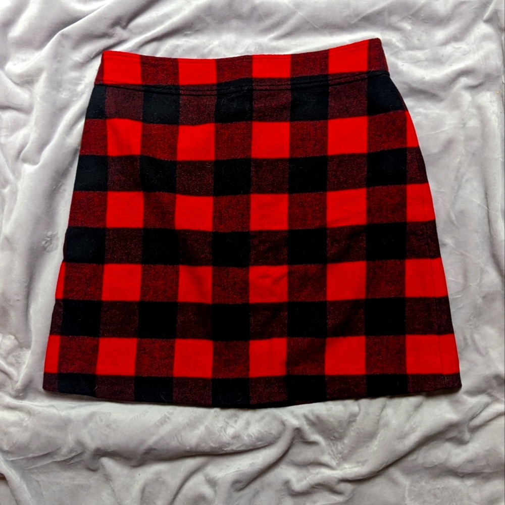 NWT J. Crew Buffalo Check Wool Blend Skirt Red & Black Plaid Size 10 MAKE OFFER!